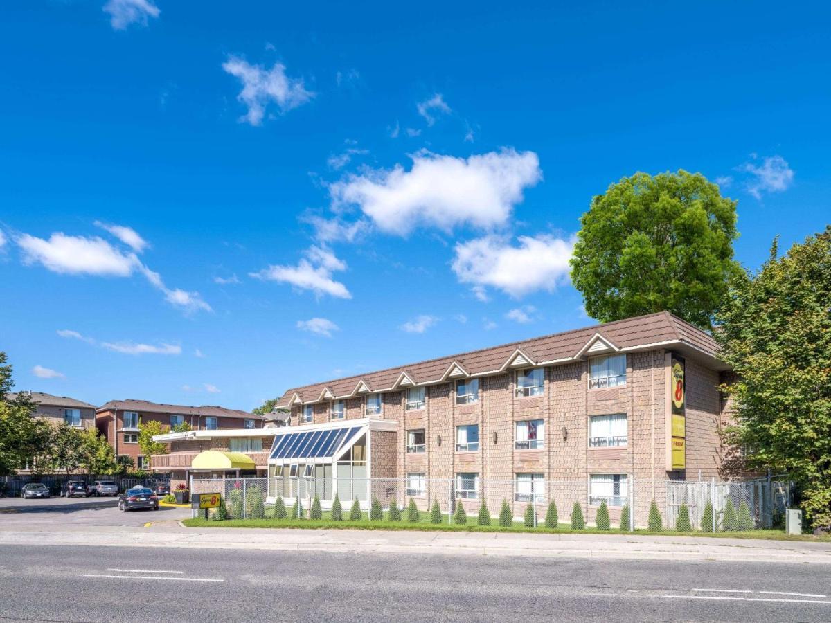 Super 8 By Wyndham Toronto East On Hotel Exterior foto